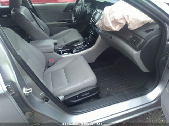 Photo 4 VIN: 1HGCR2F8XGA027739 - HONDA ACCORD SEDAN 