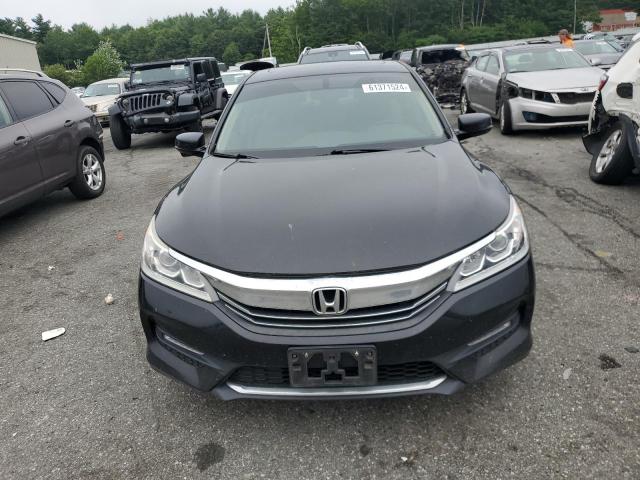 Photo 4 VIN: 1HGCR2F8XGA049157 - HONDA ACCORD 