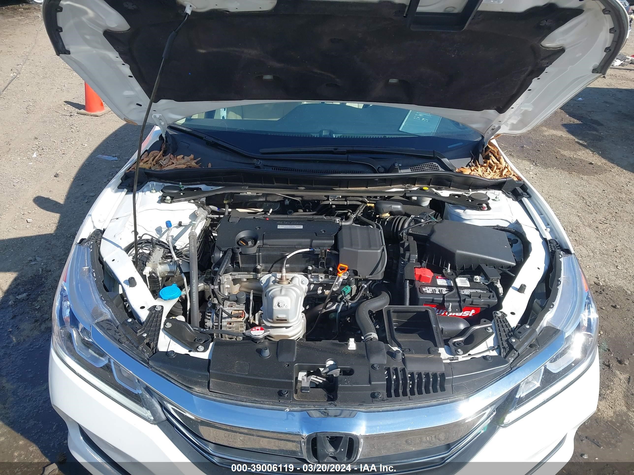 Photo 9 VIN: 1HGCR2F8XGA069988 - HONDA ACCORD 