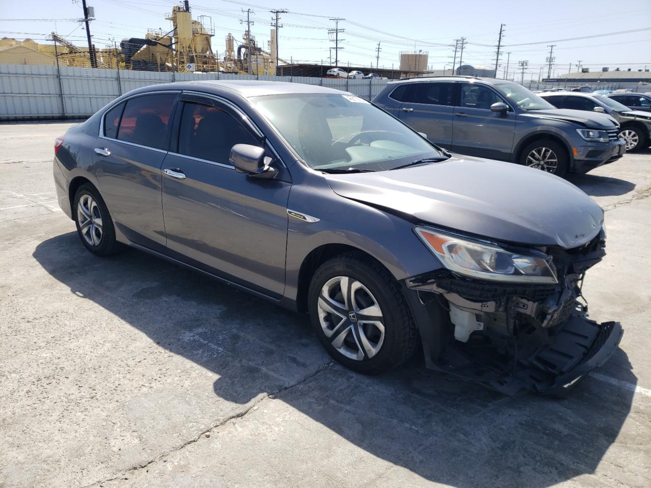 Photo 3 VIN: 1HGCR2F8XGA073197 - HONDA ACCORD 