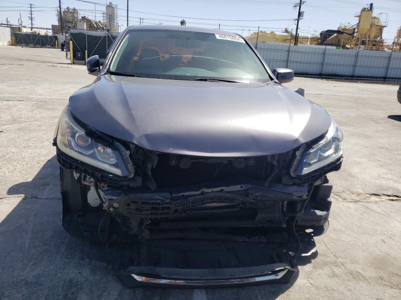 Photo 4 VIN: 1HGCR2F8XGA073197 - HONDA ACCORD 