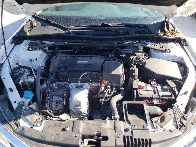 Photo 6 VIN: 1HGCR2F8XGA178824 - HONDA ACCORD 