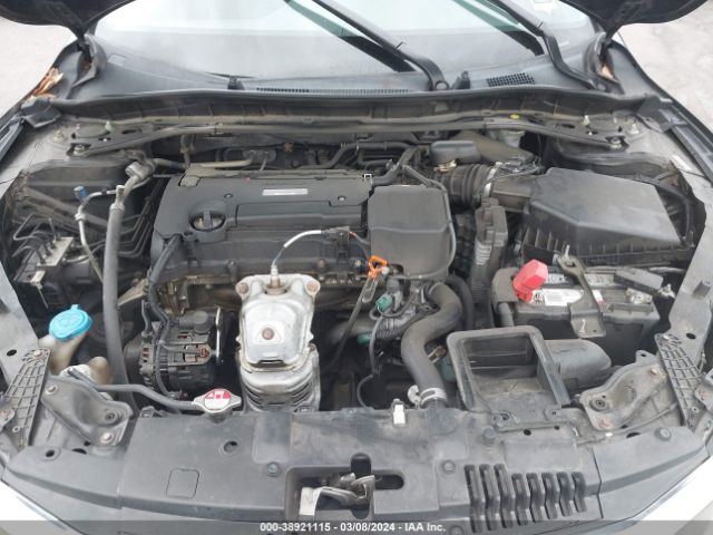 Photo 9 VIN: 1HGCR2F8XGA248113 - HONDA ACCORD 