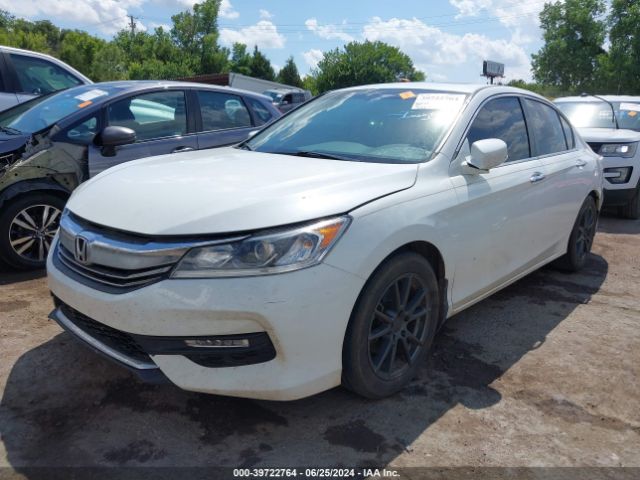 Photo 1 VIN: 1HGCR2F8XHA096089 - HONDA ACCORD 