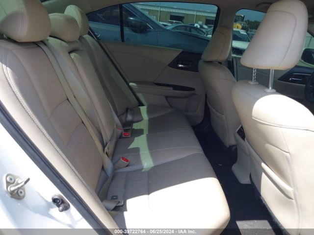 Photo 7 VIN: 1HGCR2F8XHA096089 - HONDA ACCORD 