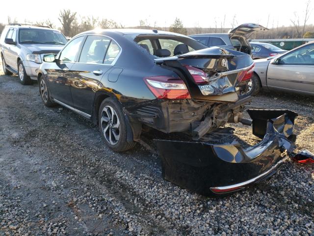 Photo 2 VIN: 1HGCR2F8XHA096111 - HONDA ACCORD 