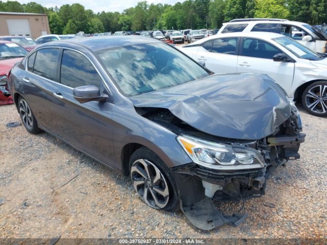 Photo 0 VIN: 1HGCR2F8XHA101565 - HONDA ACCORD 