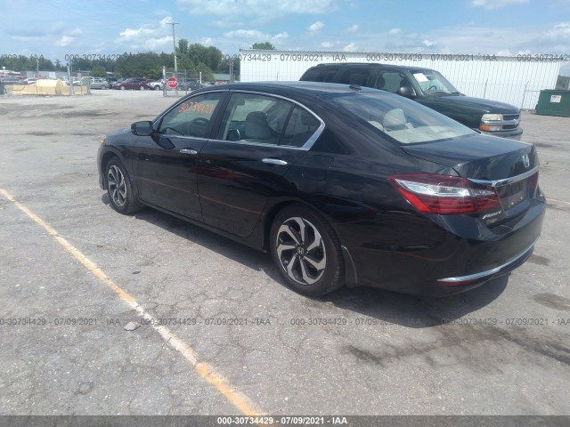 Photo 2 VIN: 1HGCR2F8XHA102084 - HONDA ACCORD SEDAN 