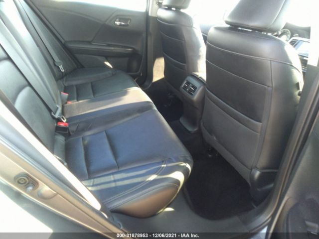 Photo 7 VIN: 1HGCR2F8XHA107558 - HONDA ACCORD SEDAN 