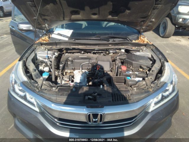 Photo 9 VIN: 1HGCR2F8XHA107558 - HONDA ACCORD SEDAN 