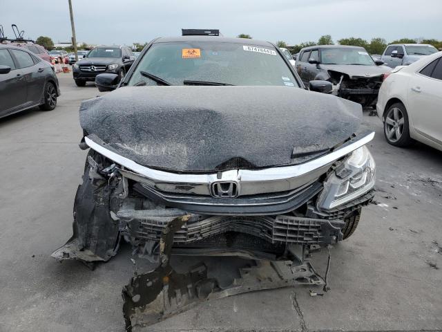 Photo 4 VIN: 1HGCR2F8XHA190537 - HONDA ACCORD 