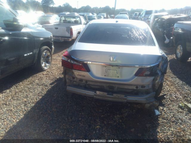 Photo 5 VIN: 1HGCR2F8XHA207000 - HONDA ACCORD SEDAN 