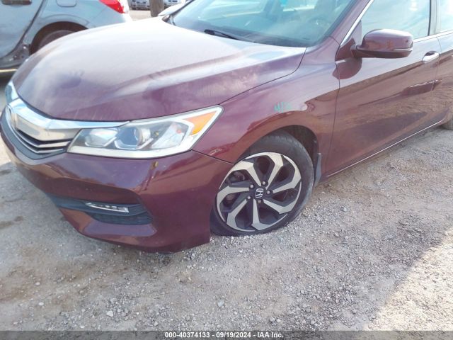 Photo 5 VIN: 1HGCR2F8XHA209510 - HONDA ACCORD 