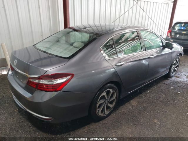 Photo 3 VIN: 1HGCR2F8XHA249277 - HONDA ACCORD 