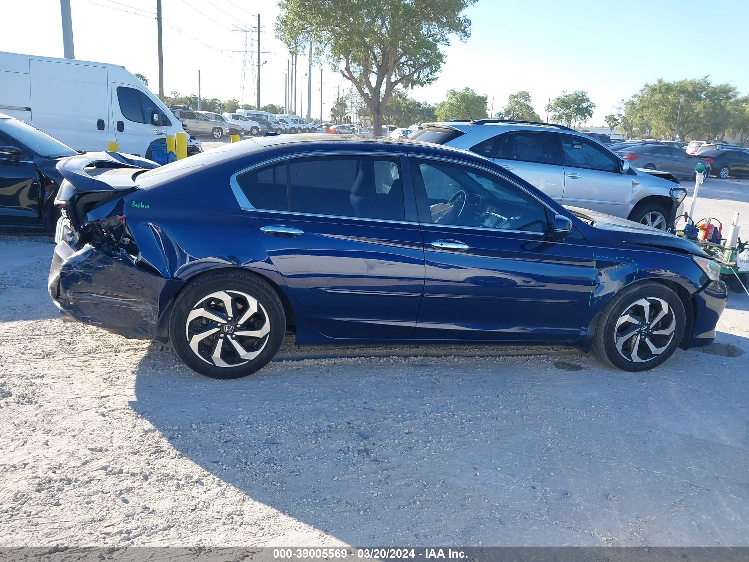 Photo 12 VIN: 1HGCR2F90GA054991 - HONDA ACCORD 