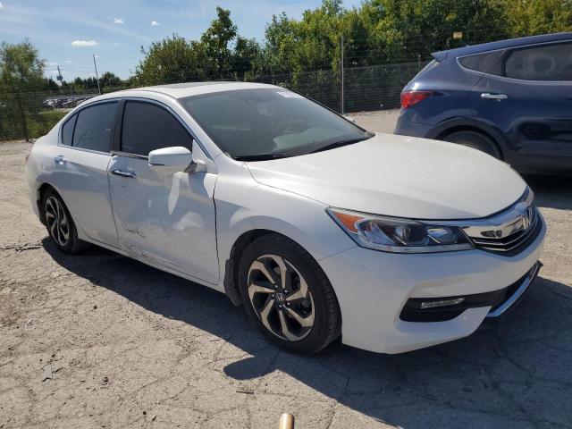 Photo 3 VIN: 1HGCR2F90GA237565 - HONDA ACCORD EXL 