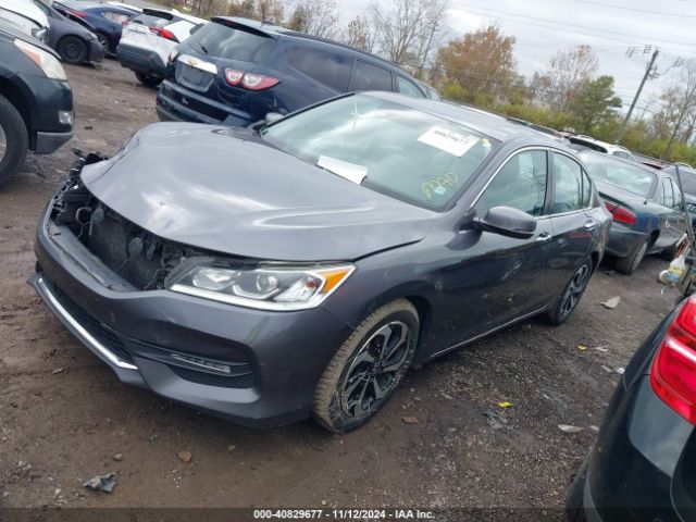 Photo 1 VIN: 1HGCR2F91HA082610 - HONDA ACCORD 