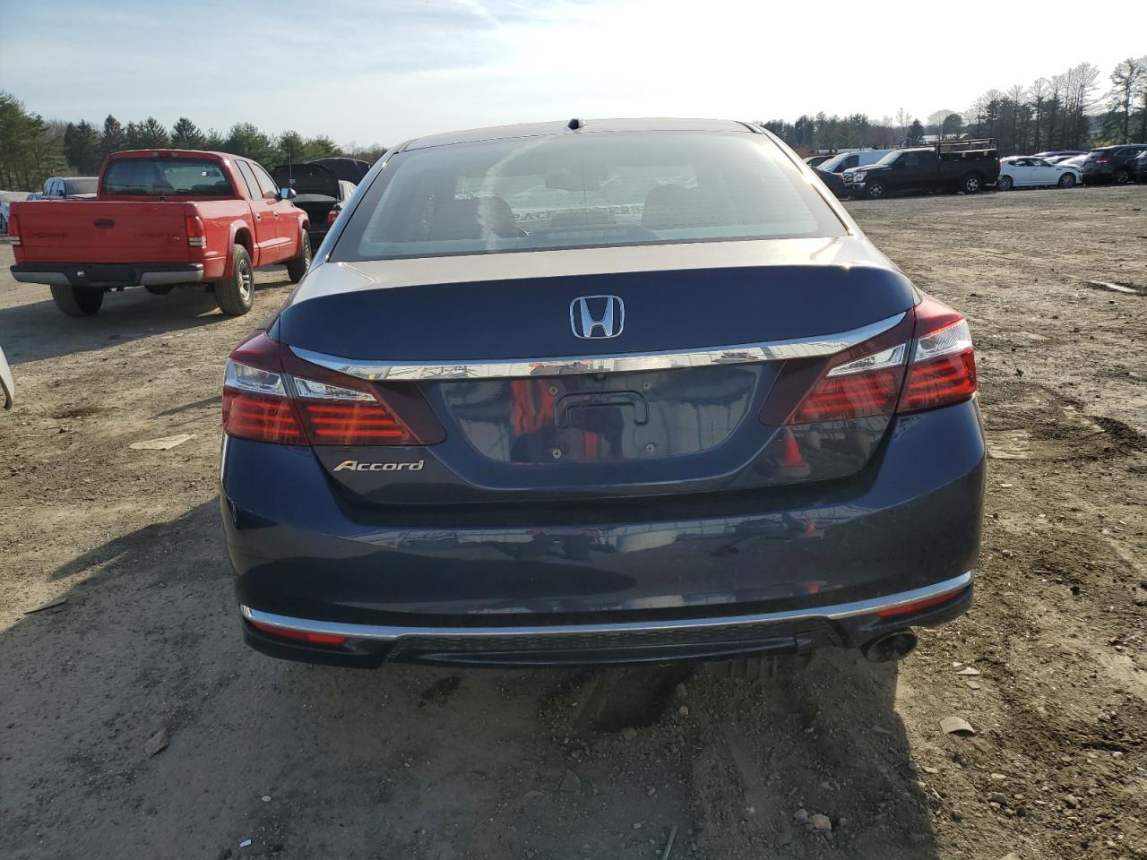 Photo 5 VIN: 1HGCR2F92HA084141 - HONDA ACCORD 