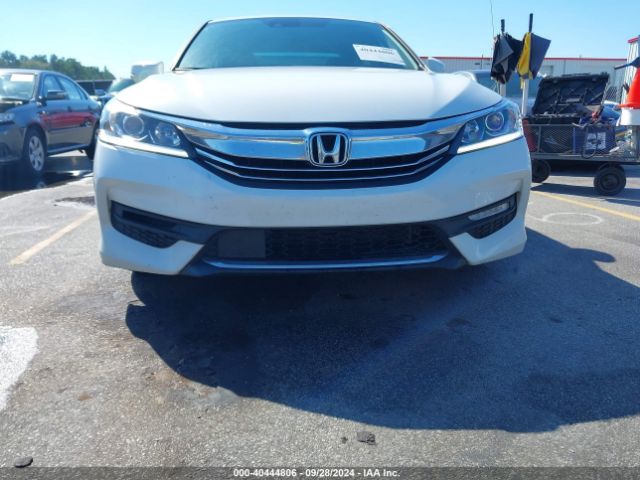 Photo 5 VIN: 1HGCR2F93GA143406 - HONDA ACCORD 