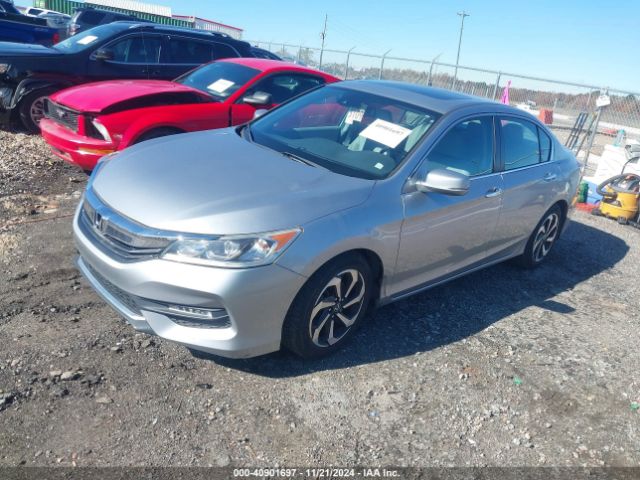 Photo 1 VIN: 1HGCR2F93HA144637 - HONDA ACCORD 