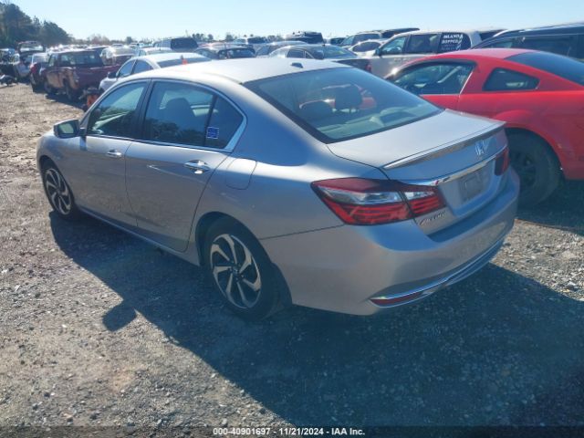 Photo 2 VIN: 1HGCR2F93HA144637 - HONDA ACCORD 