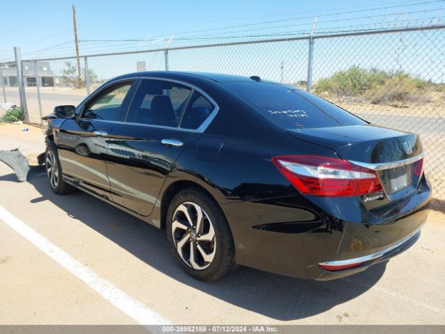 Photo 2 VIN: 1HGCR2F94HA161902 - HONDA ACCORD 