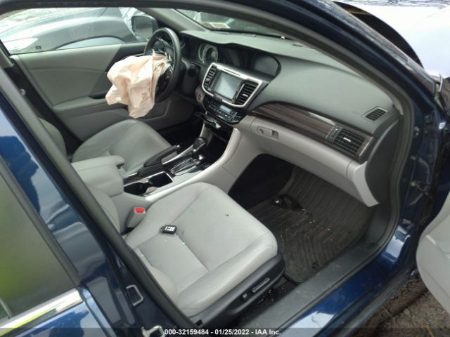 Photo 4 VIN: 1HGCR2F97HA234485 - HONDA ACCORD SEDAN 