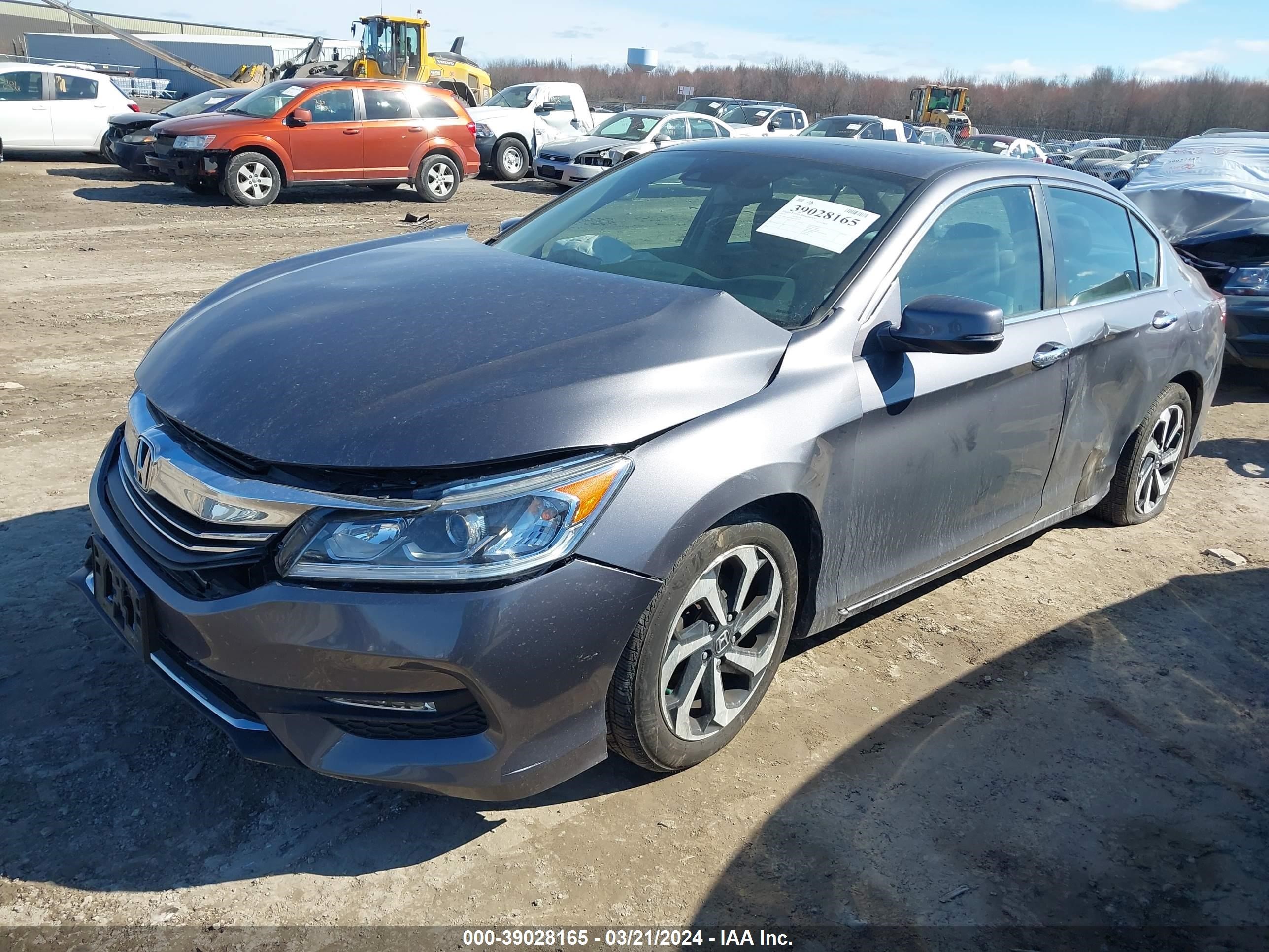 Photo 1 VIN: 1HGCR2F98HA041519 - HONDA ACCORD 