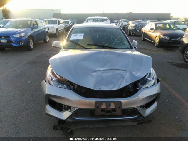 Photo 5 VIN: 1HGCR2F9XGA009217 - HONDA ACCORD SEDAN 