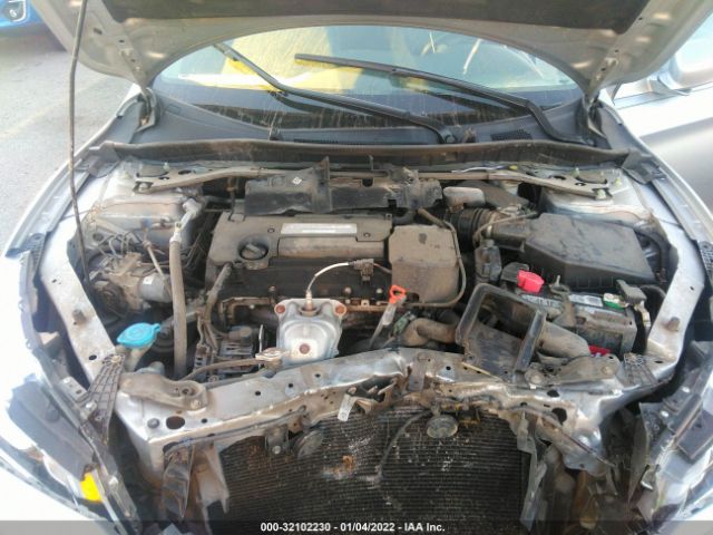 Photo 9 VIN: 1HGCR2F9XGA009217 - HONDA ACCORD SEDAN 