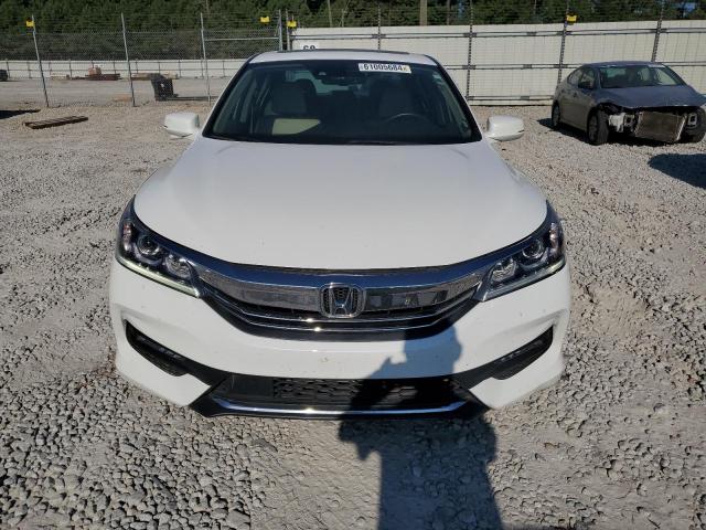 Photo 4 VIN: 1HGCR2F9XHA217308 - HONDA ACCORD EXL 