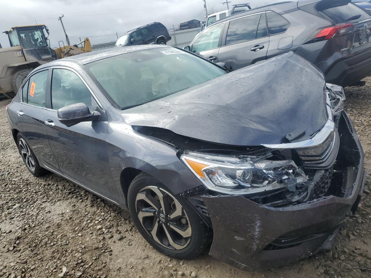 Photo 3 VIN: 1HGCR2F9XHA251569 - HONDA ACCORD 