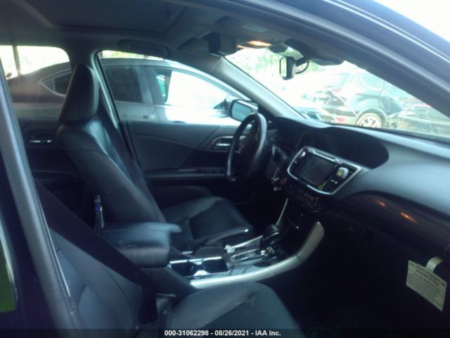 Photo 4 VIN: 1HGCR3F00HA031283 - HONDA ACCORD SEDAN 