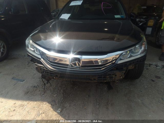 Photo 5 VIN: 1HGCR3F00HA031283 - HONDA ACCORD SEDAN 