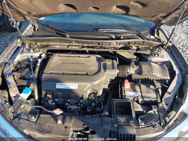 Photo 9 VIN: 1HGCR3F01HA044060 - HONDA ACCORD 