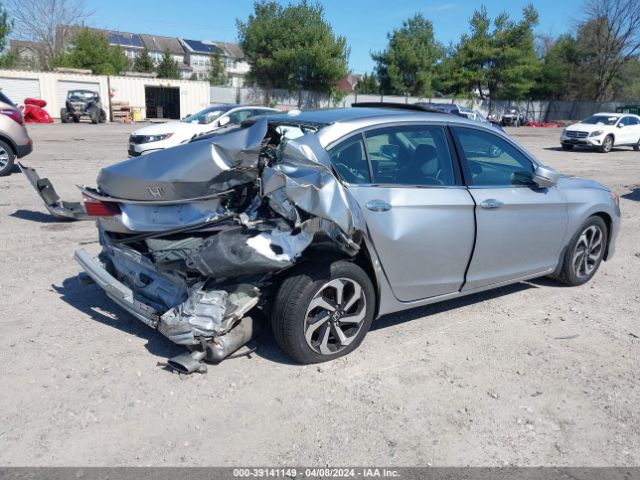 Photo 3 VIN: 1HGCR3F02GA016718 - HONDA ACCORD 