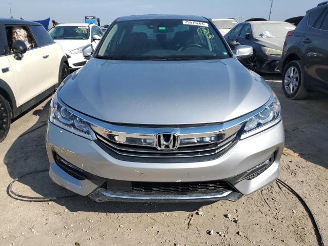 Photo 4 VIN: 1HGCR3F02HA022164 - HONDA ACCORD EXL 