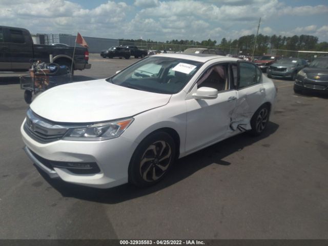 Photo 1 VIN: 1HGCR3F0XGA012612 - HONDA ACCORD SEDAN 