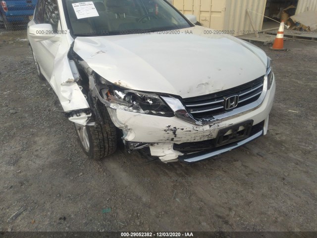 Photo 5 VIN: 1HGCR3F80DA004097 - HONDA ACCORD SDN 