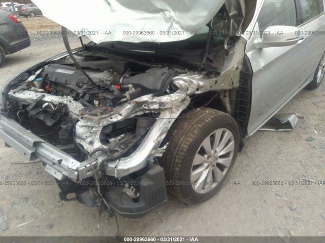 Photo 5 VIN: 1HGCR3F80DA008571 - HONDA ACCORD SDN 