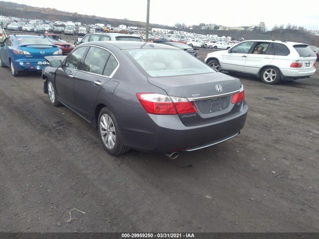 Photo 2 VIN: 1HGCR3F80DA019585 - HONDA ACCORD SDN 