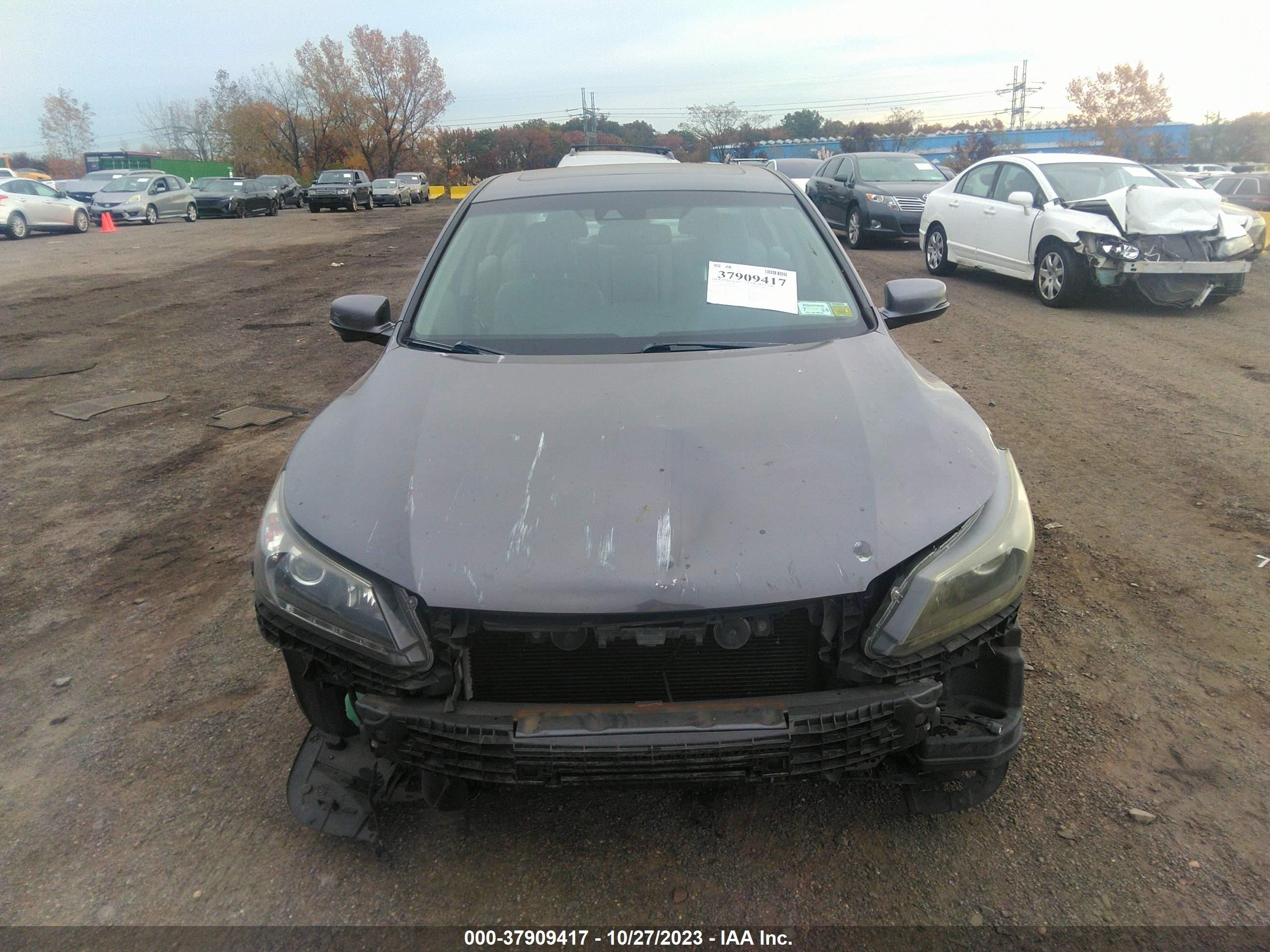 Photo 11 VIN: 1HGCR3F80DA020820 - HONDA ACCORD 