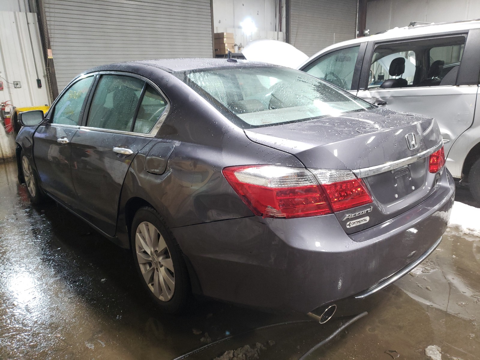 Photo 2 VIN: 1HGCR3F80EA009365 - HONDA ACCORD EXL 