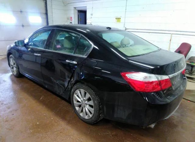 Photo 2 VIN: 1HGCR3F80FA017001 - HONDA ACCORD SEDAN 