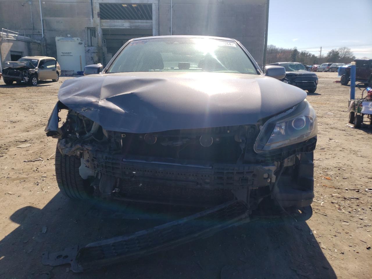 Photo 4 VIN: 1HGCR3F81DA003041 - HONDA ACCORD 