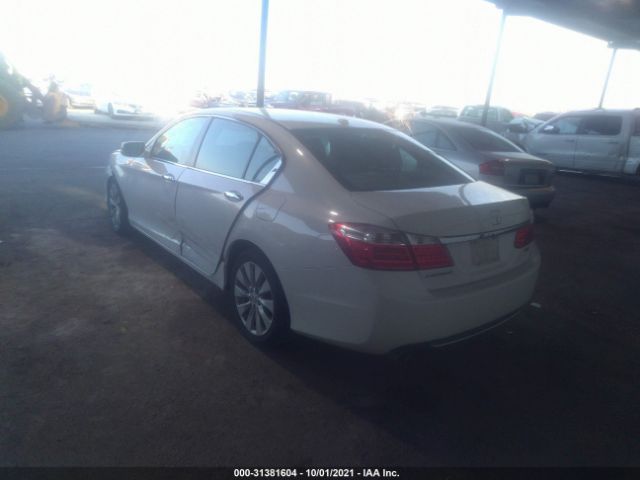 Photo 2 VIN: 1HGCR3F81DA008546 - HONDA ACCORD SDN 