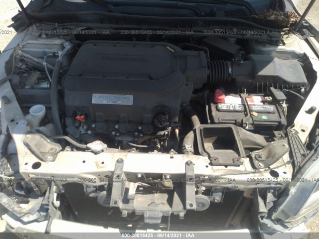 Photo 9 VIN: 1HGCR3F81DA033611 - HONDA ACCORD SDN 