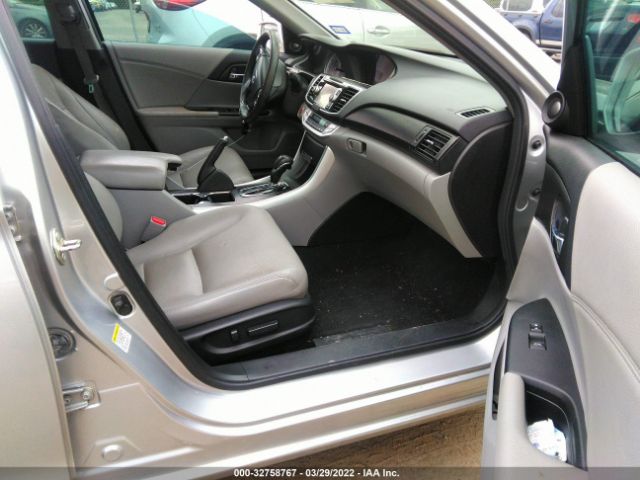 Photo 4 VIN: 1HGCR3F81EA035652 - HONDA ACCORD SEDAN 