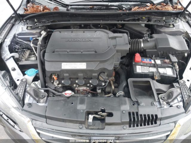 Photo 9 VIN: 1HGCR3F81FA000501 - HONDA ACCORD 