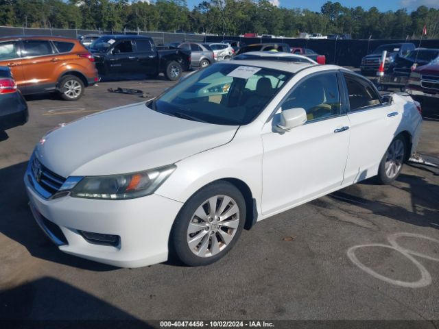 Photo 1 VIN: 1HGCR3F81FA014673 - HONDA ACCORD 